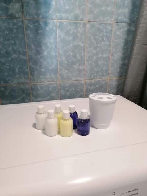 Cozy 1-Bdrm Apt In Dubec, Ideal For Work Or Study 세스베트 외부 사진
